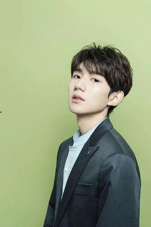 王源抖音博主爆料视频,独家爆料背后的故事 第1张 王源抖音博主爆料视频,独家爆料背后的故事 第1张